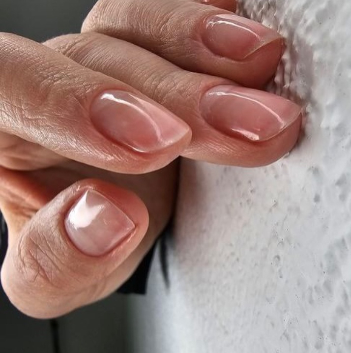 Японский комбинированный маникюр.