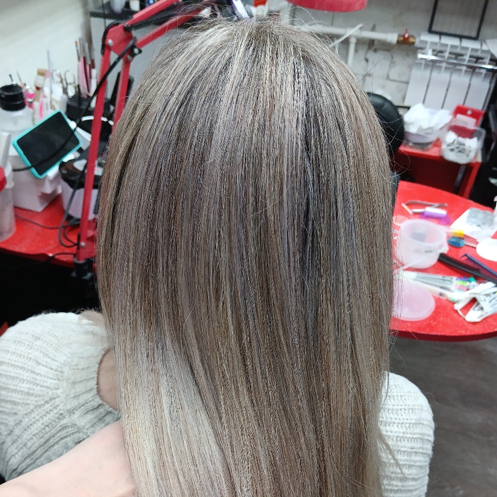 мелирование частое, ниже лопаток