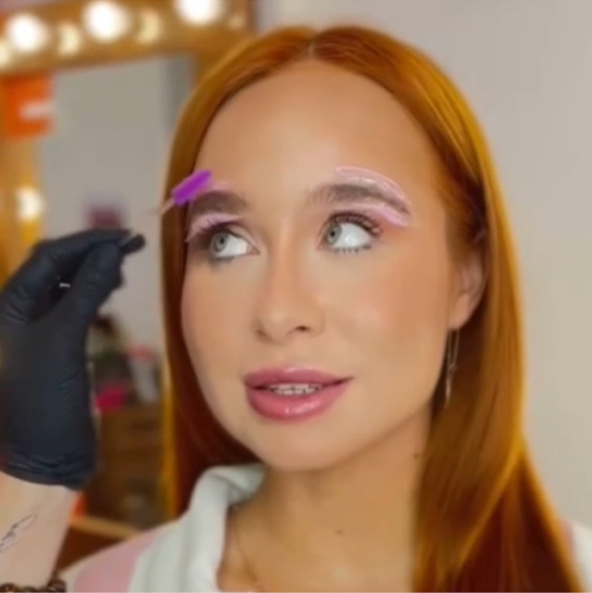 ✅Комбо
▪️БРОВИ [Коррекция формы]❗️без окрашивания бровей  
ЛИЦО [депиляция воском]🍯