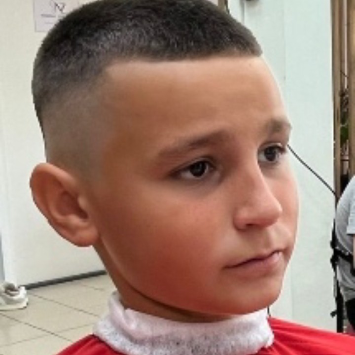 Стрижка машинкой👨🏻‍🦱