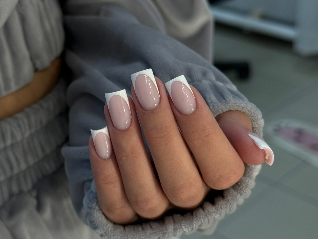 Маникюр с покрытием + френч