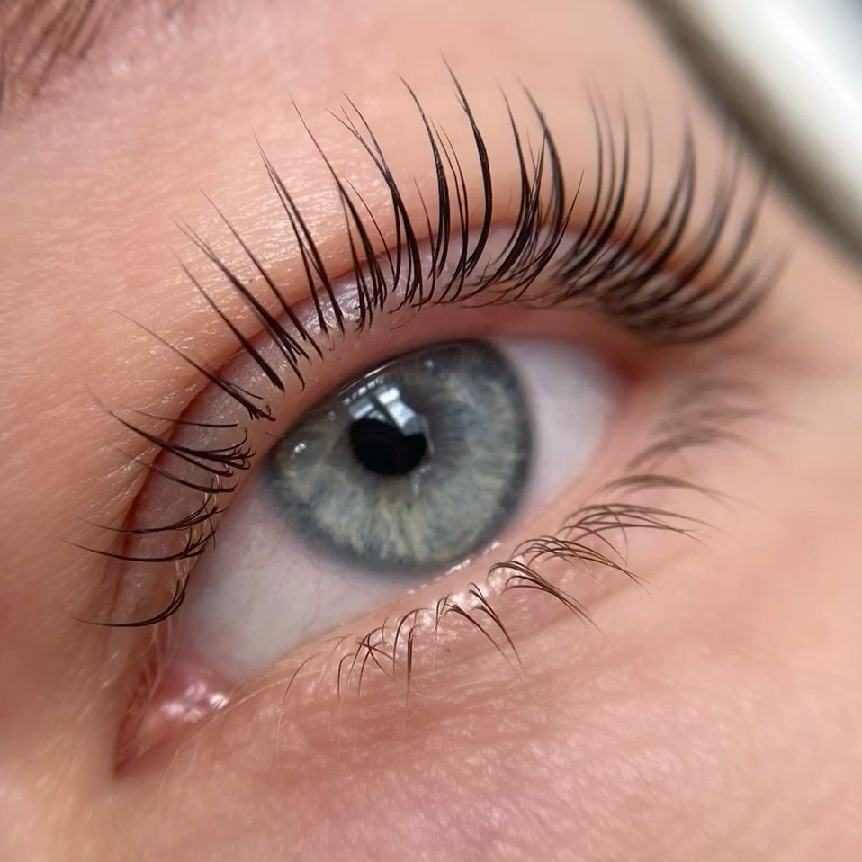 Ламинирование ресниц