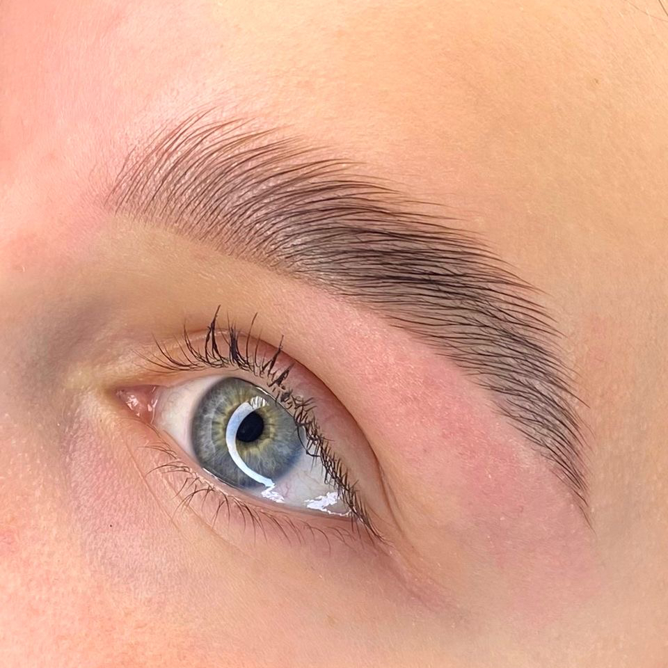 Долговременная укладка с коррекцией и окрашиванием