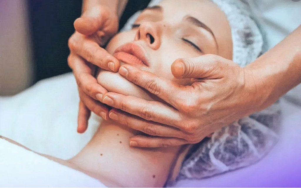 Моделирующий овал лица 3D массаж