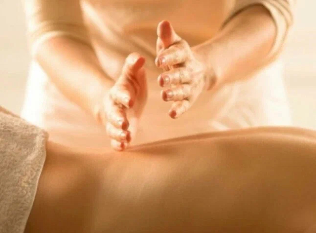 Массаж камнями