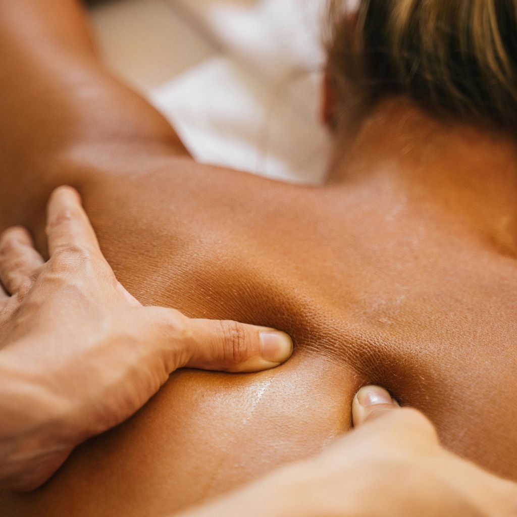 Массаж спины 60 мин для женщин