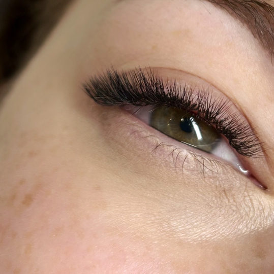 Коррекция ресниц( постоянный клиент)