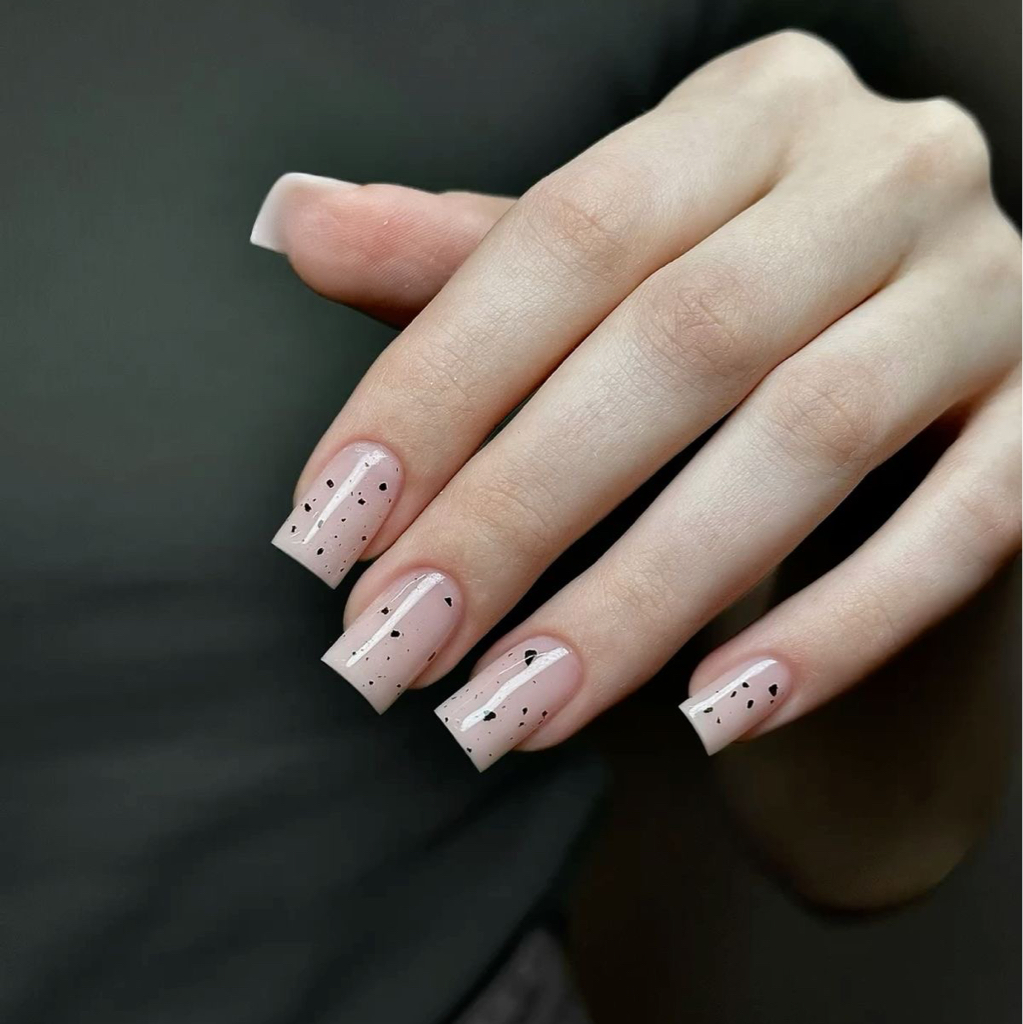 Маникюр с покрытием гель-лак