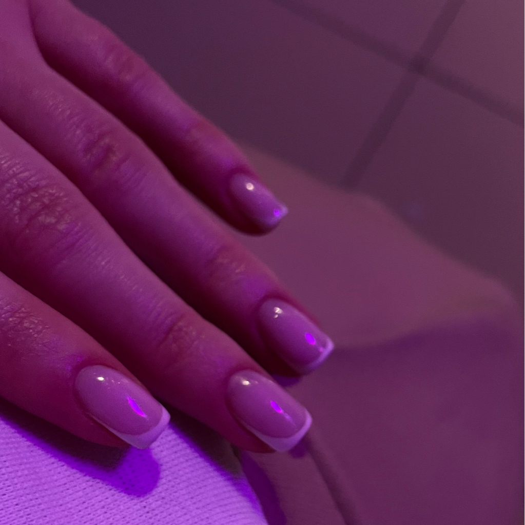 Маникюр + укрепление ФРЭНЧ