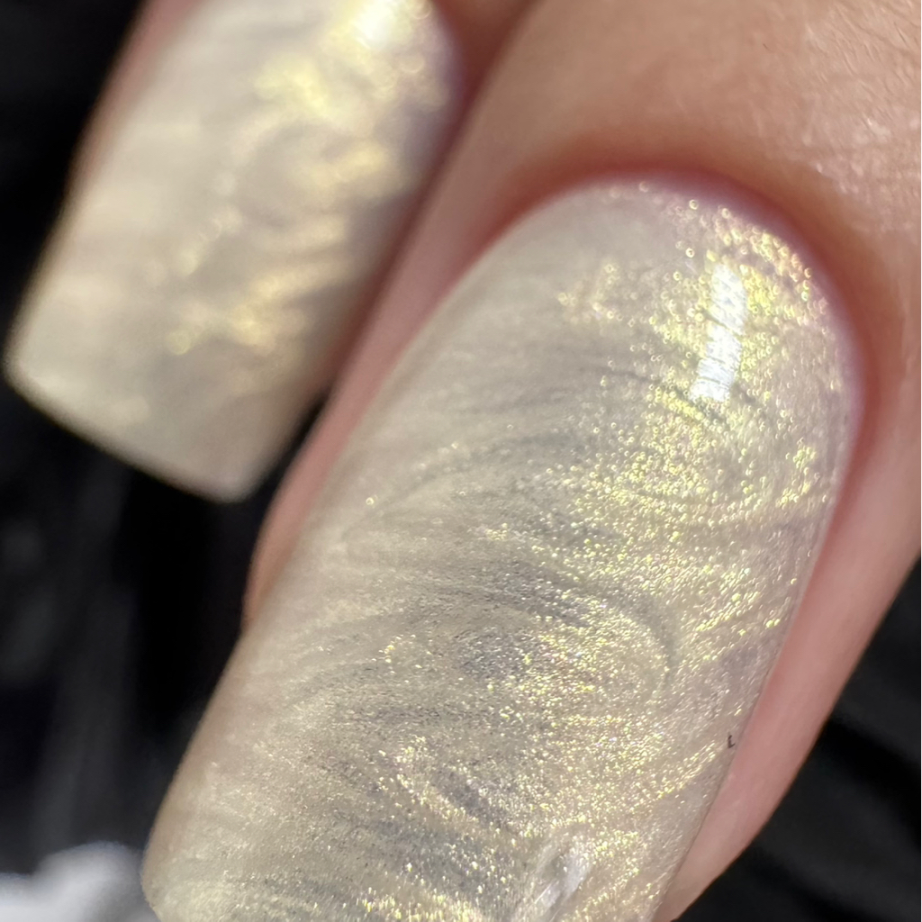 Курс повышения квалификации  Работа с жесткими материалами. В чем серкрет Архитектуры ногтей?!