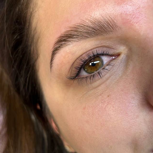 КОМБО Ламинирование ресниц + долговременная укладка бровей