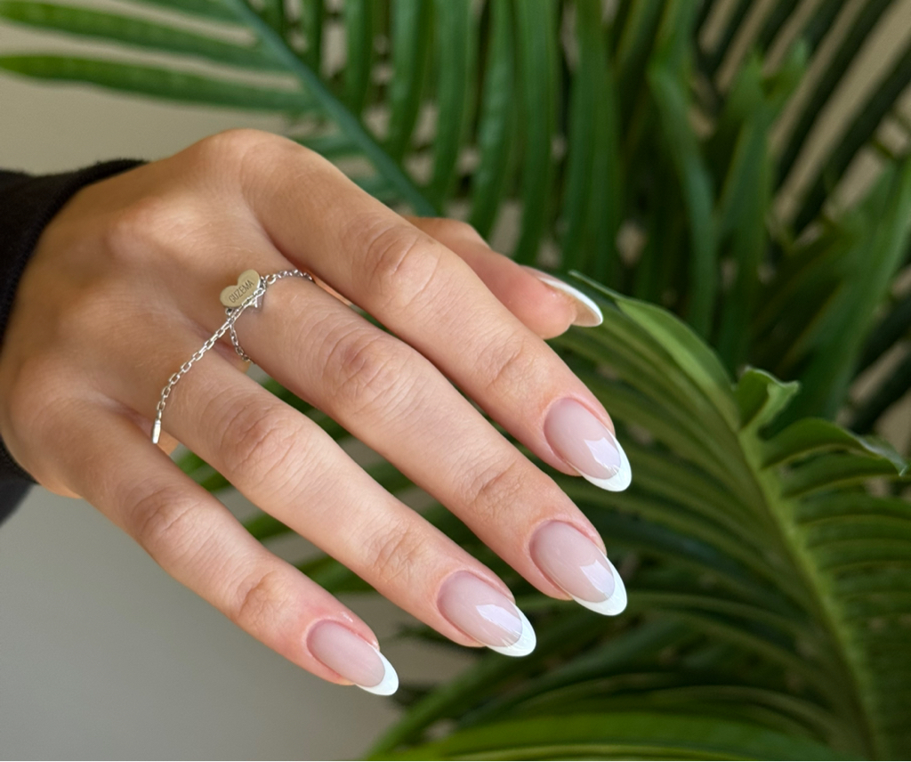 Manicure hard gel + French tip