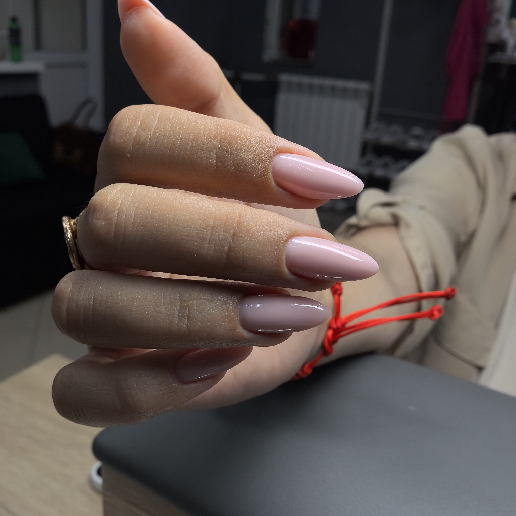 Наращивание ногтей