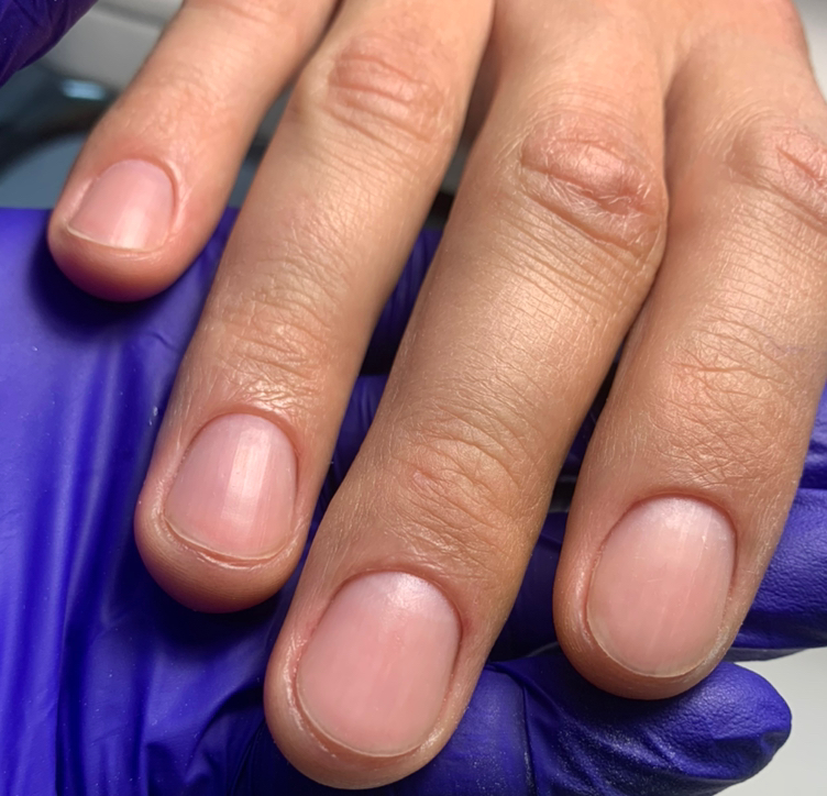 #09 Women's hygienic manicure / Hygiënische manicure voor vrouwen