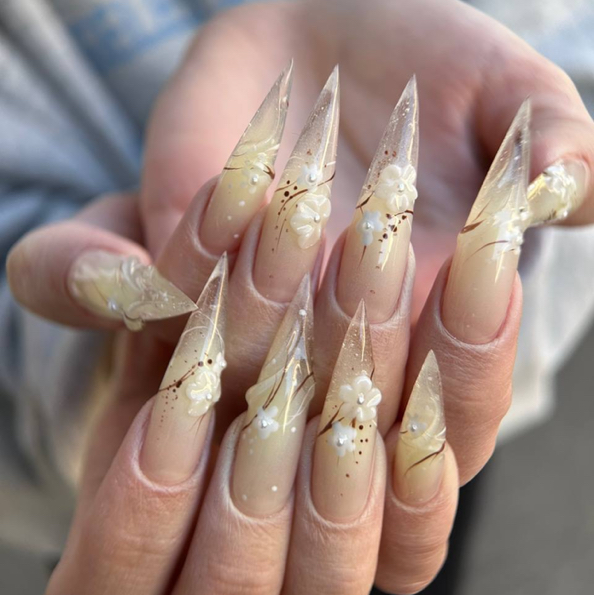 Коррекция наращивания с любым дизайном