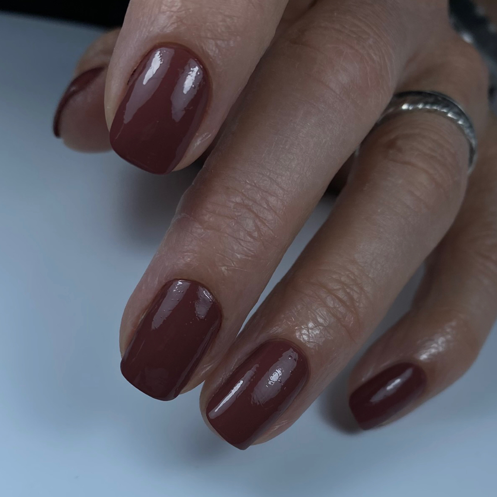 #03 Manicure + lacquer polish (NOT a gel polish!)