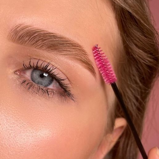 Полный комплекс: коррекция с окрашиванием + ламинирование бровей