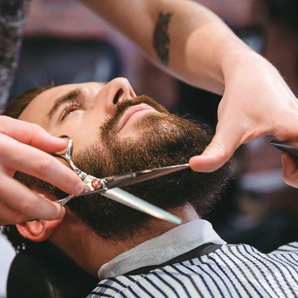 Стрижка бороды и усов