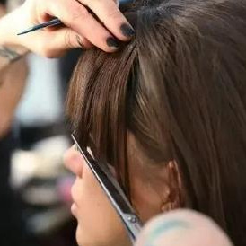 Стрижка челки