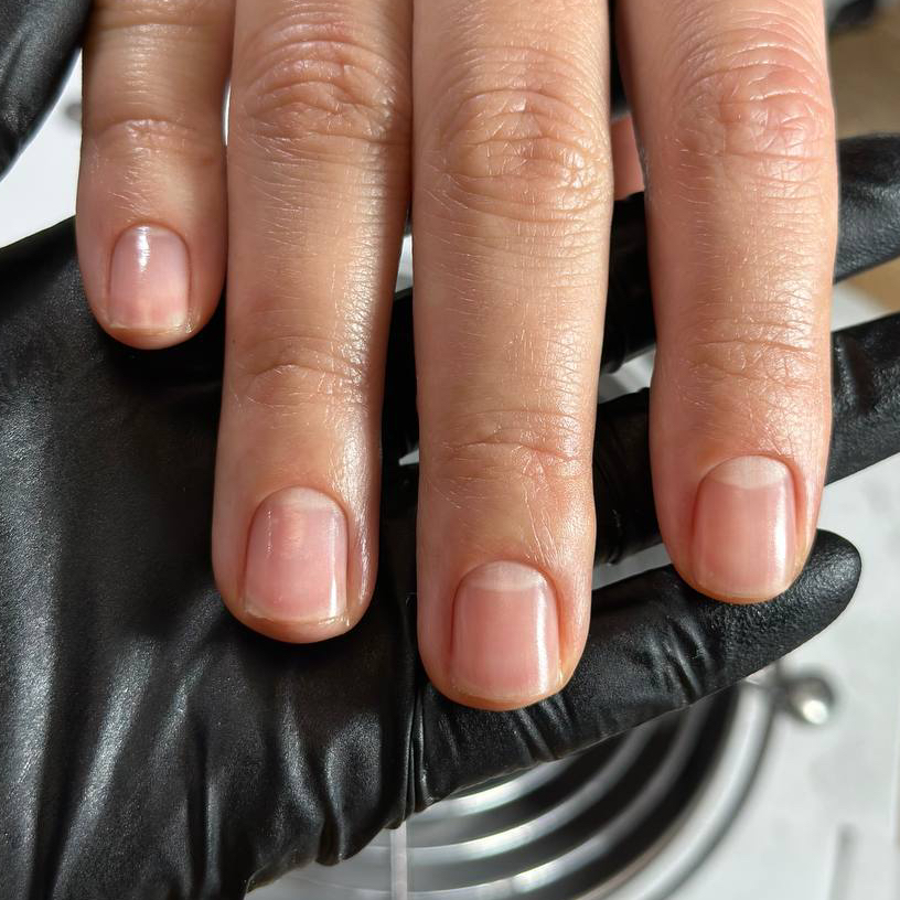 Маникюр без покрытия