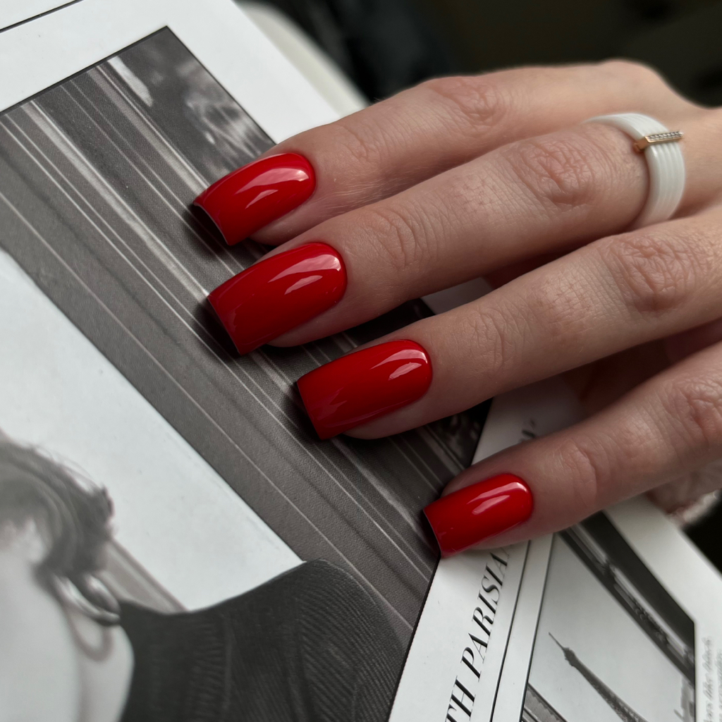 Маникюр эстетический