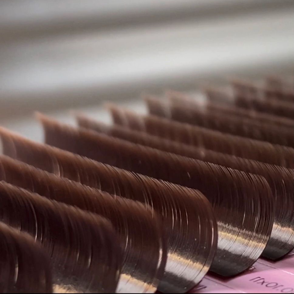 Ресницы цвета Горький шоколад