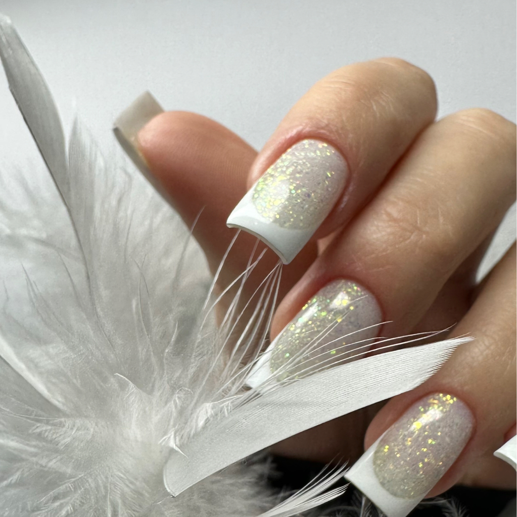 Коррекция наращенных ногтей