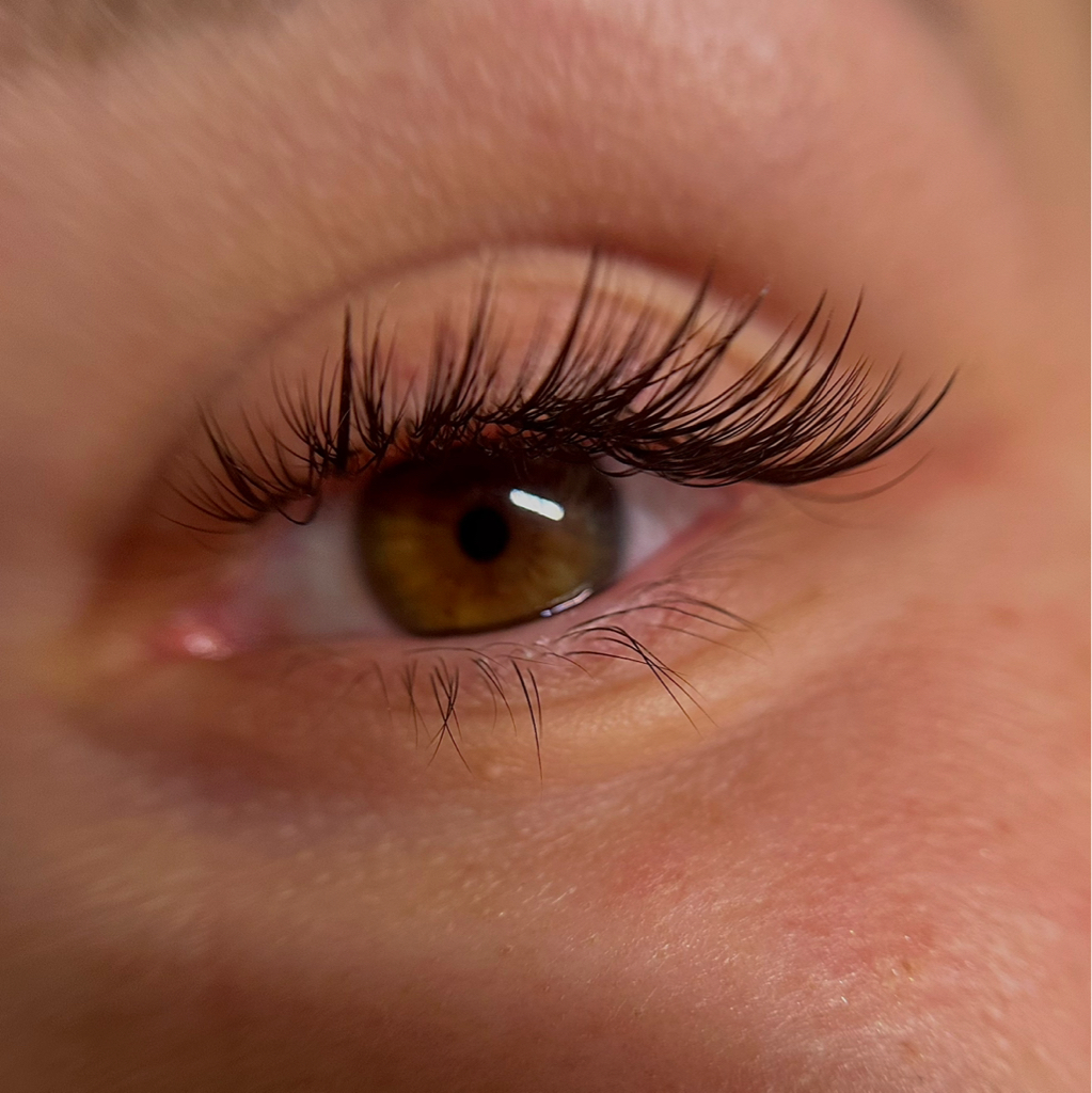Наращивание ресниц 2D