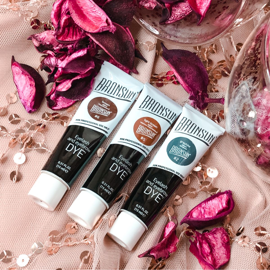 Оформление бровей