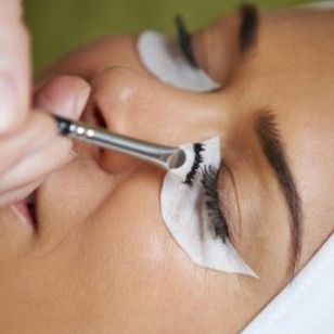Окрашивание ресниц