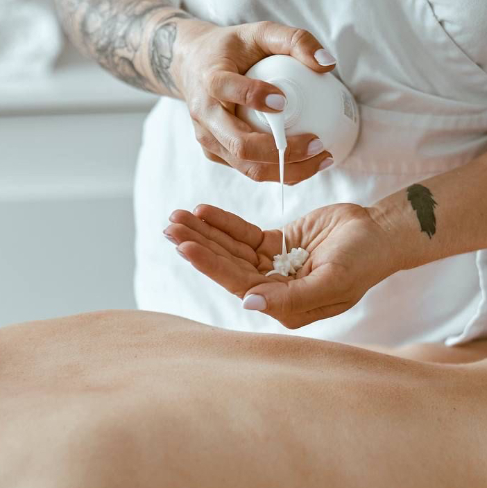 Массаж спины Екатерины Ромашихиной