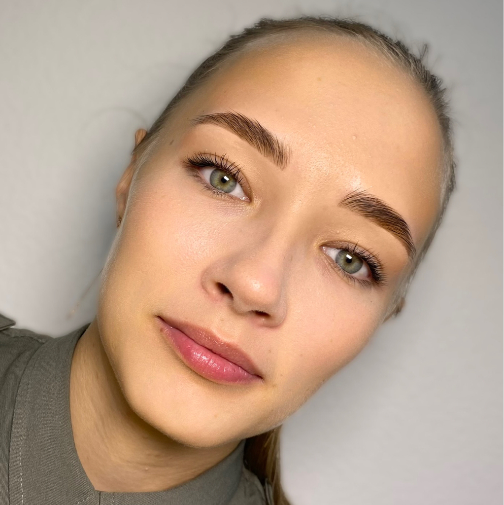 Оформление и окрашивание бровей краской/хной