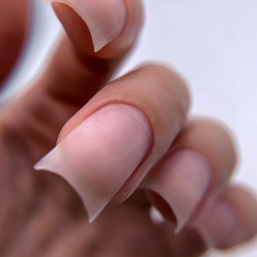 Снятие нарощенных ногтей