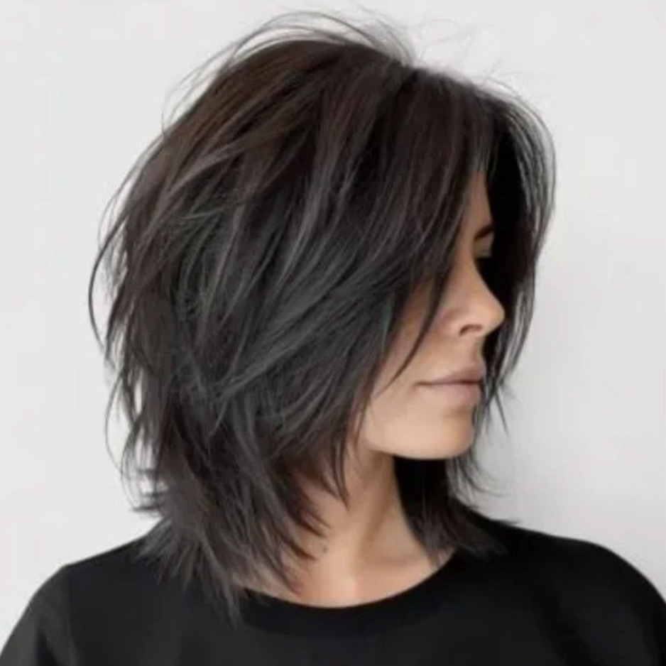 Стрижка модельная средние до плеч