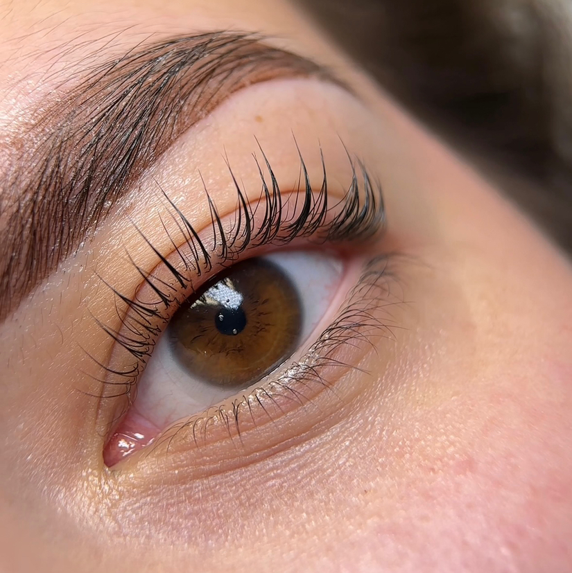 Окрашивание ресниц краской