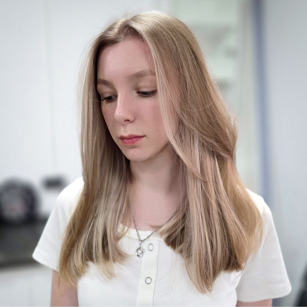 Сложное окрашивание Loreal  (ниже плеч) с применением техник осветления (балаяж, омбре, шатуш, мелирование)