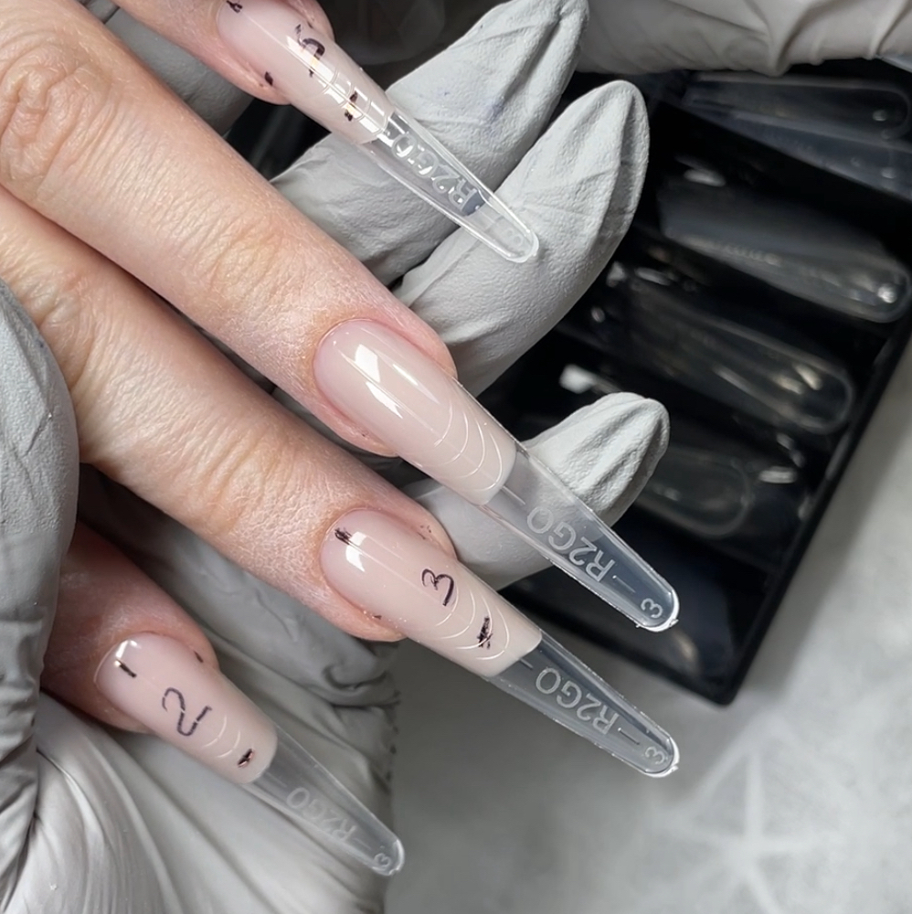 Коррекция наращивания верхними формами