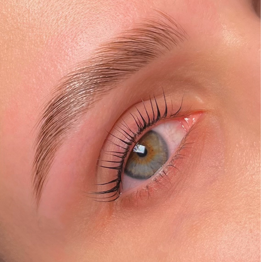 Ламинирование ресниц