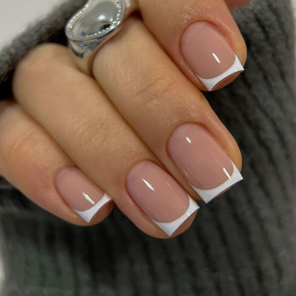 Френч (маникюр покрытие гель лаком)