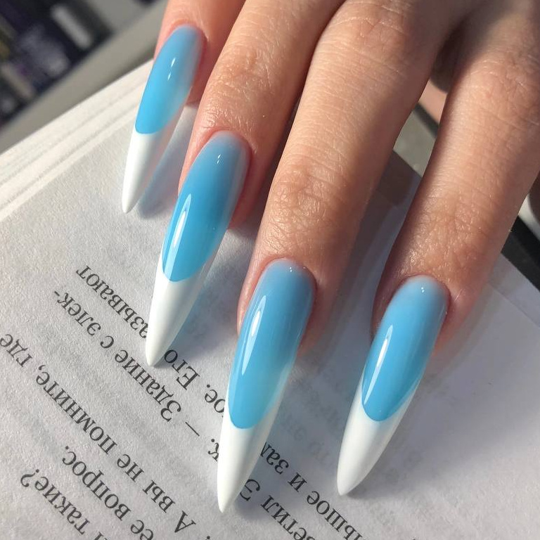 Коррекция наращенных ногтей.