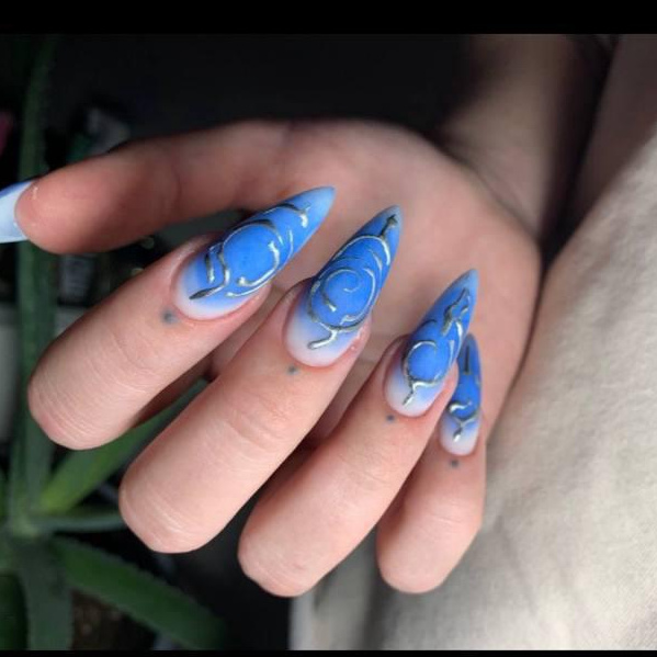 Наращивание ногтей