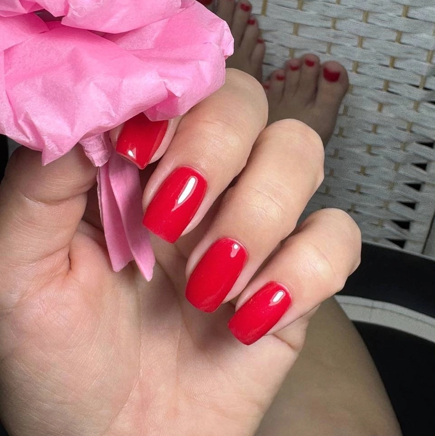 Маникюр комбинированный с покрытием однотон короткие ногти❗️