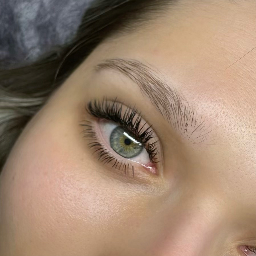 Наращивание нижних ресниц