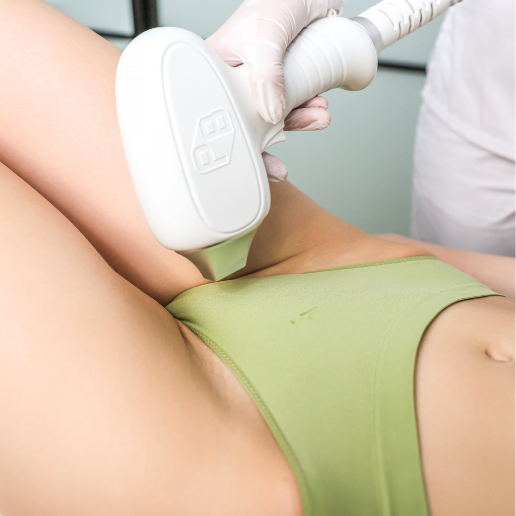 Глубокое бикини