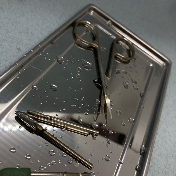 Обработка/чистка онихолизиса МАНИКЮР