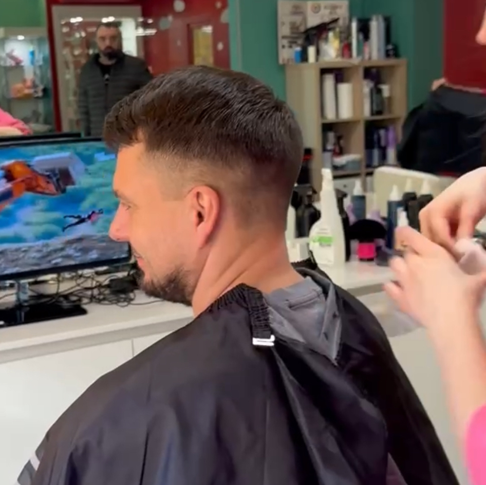 Мужская стрижка+пилинг кожи головы