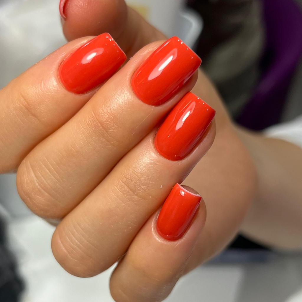 Маникюр с покрытием гель-лак