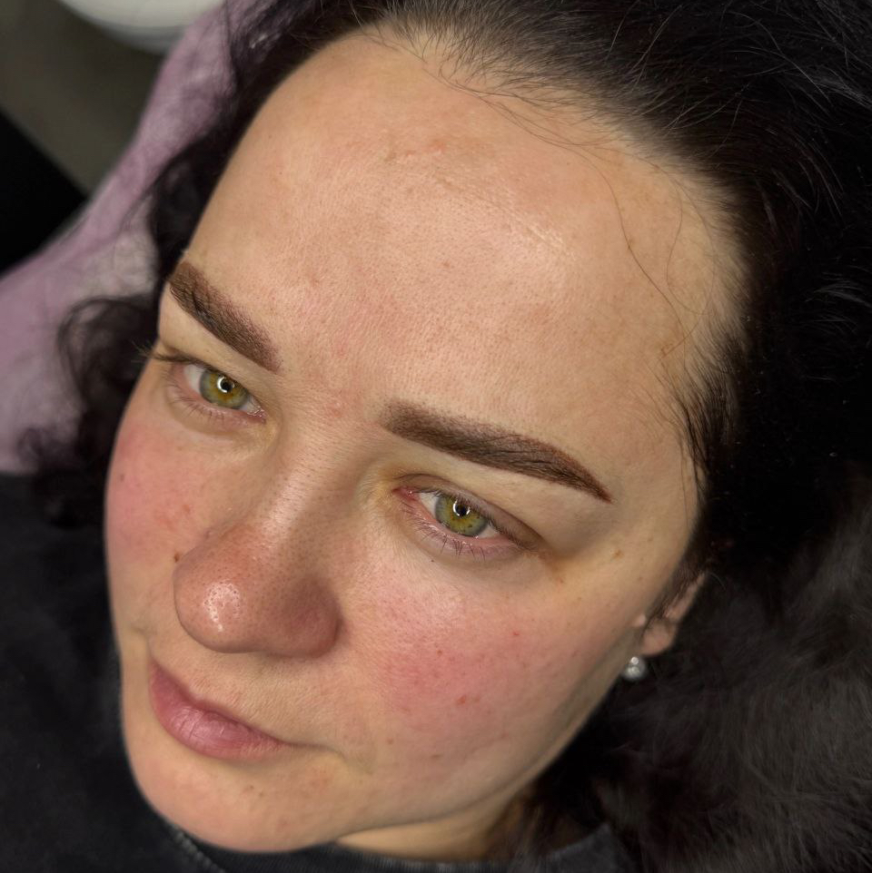 Перманентный макияж брови