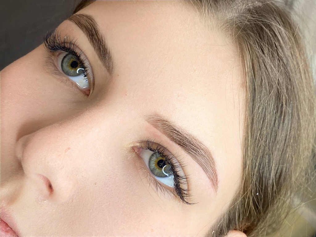 Архитектура бровей+окрашивание(краска)+коррекция формы(воск/пинцет)