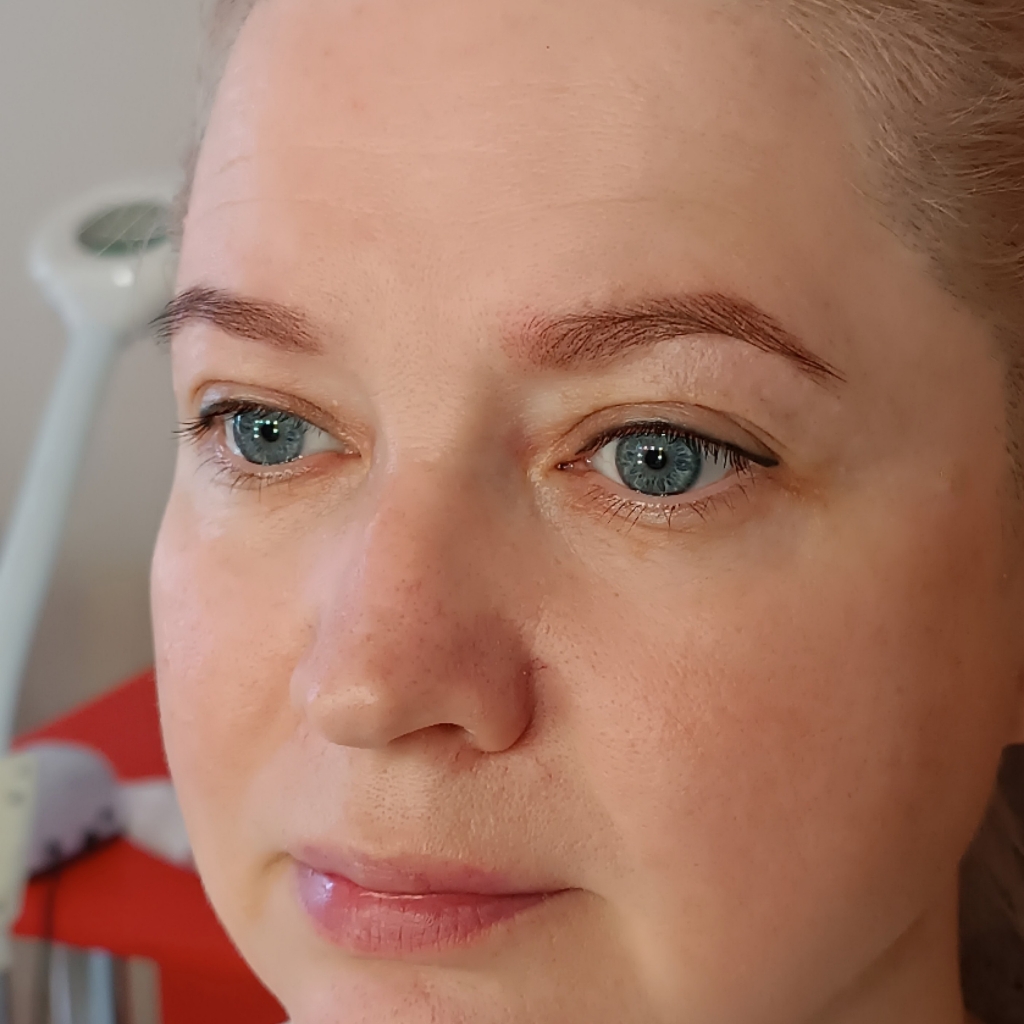 окрашивание бровей хной